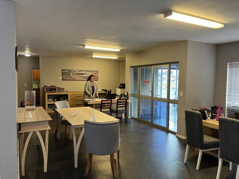 To Let commercial Property for Rent in Montague Gardens Western Cape